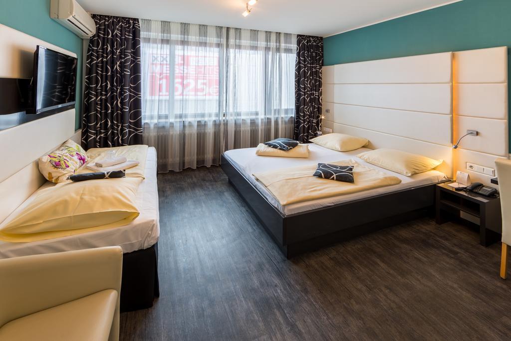 Best Western Hotel Wuerzburg-Sued Buitenkant foto