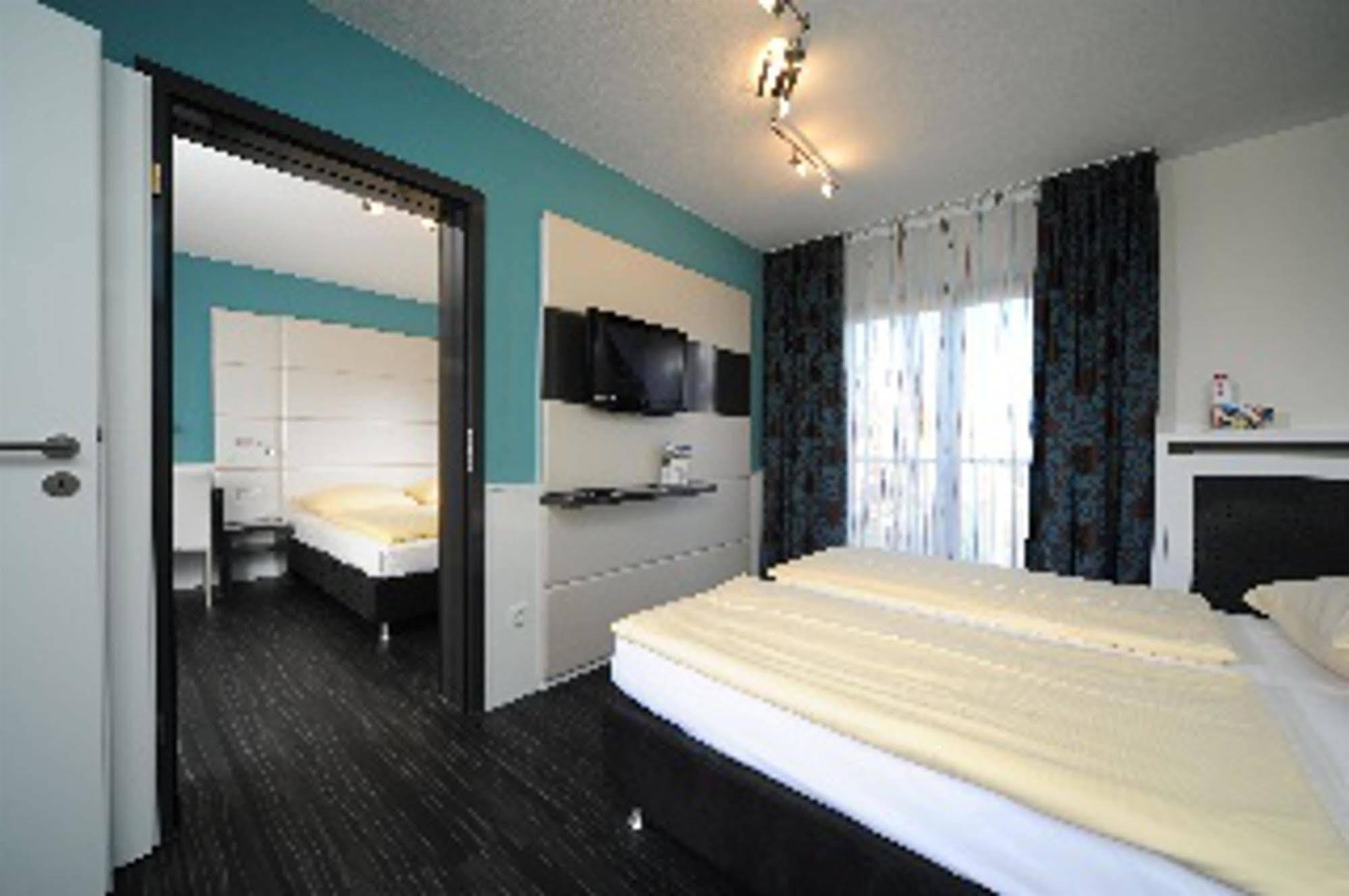 Best Western Hotel Wuerzburg-Sued Buitenkant foto